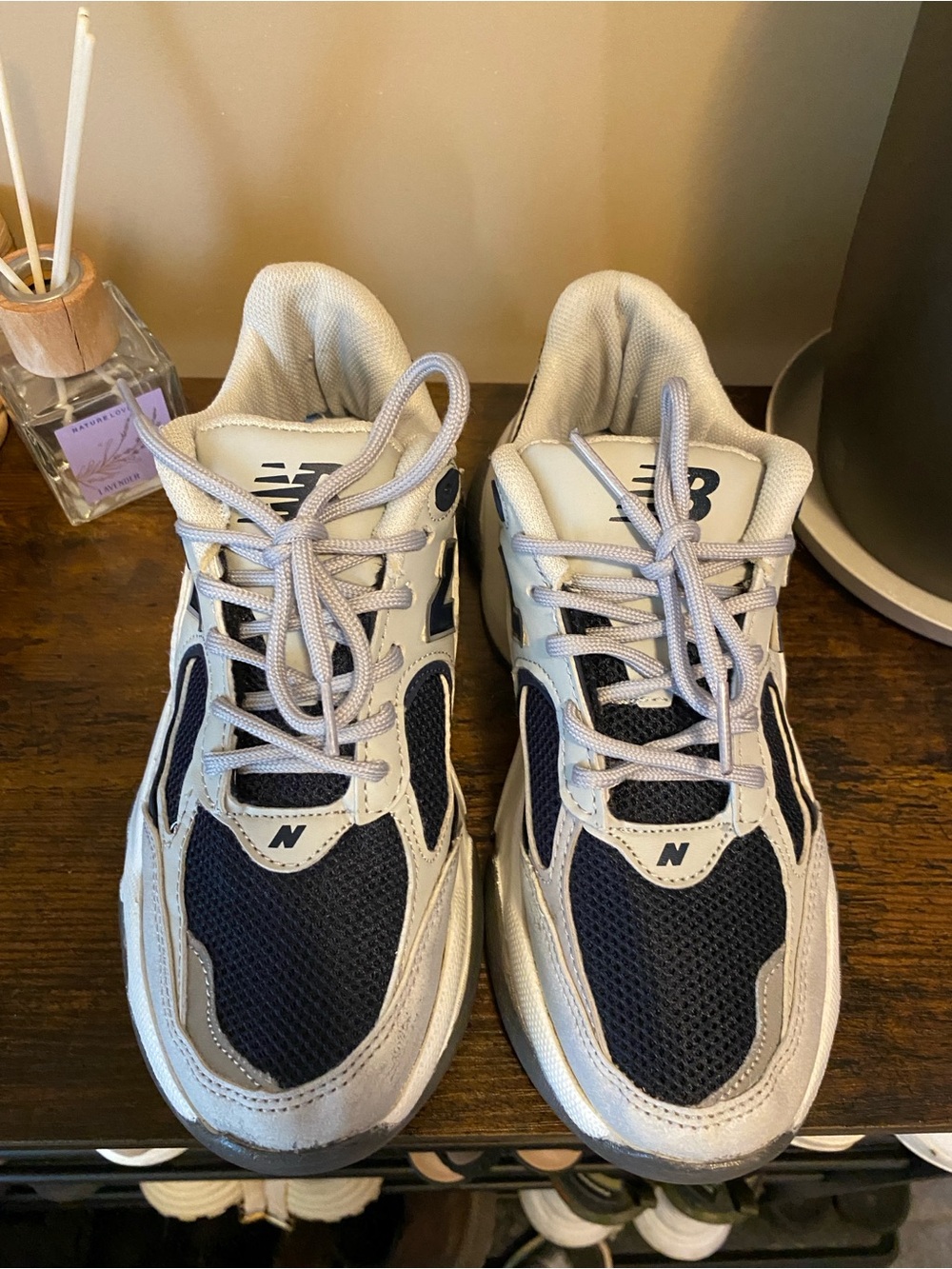 New Balance White, Navy & Gray Retro Chunky Sneakers - Picture 4 of 5